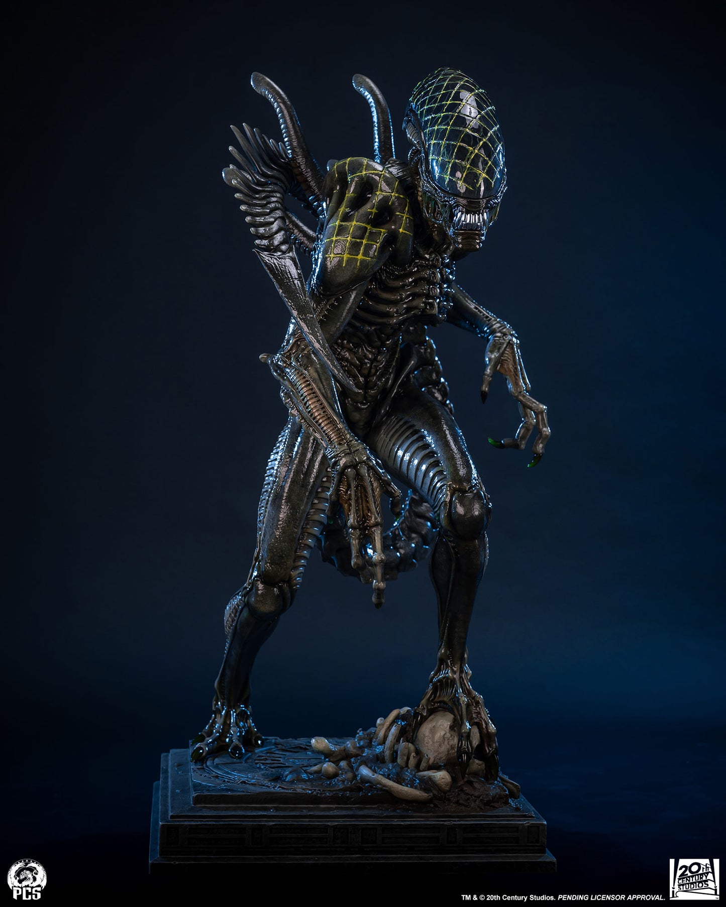 PCSAVPGRID12 PCS Grid Alien (Alien vs Predator) 1/2 Statue