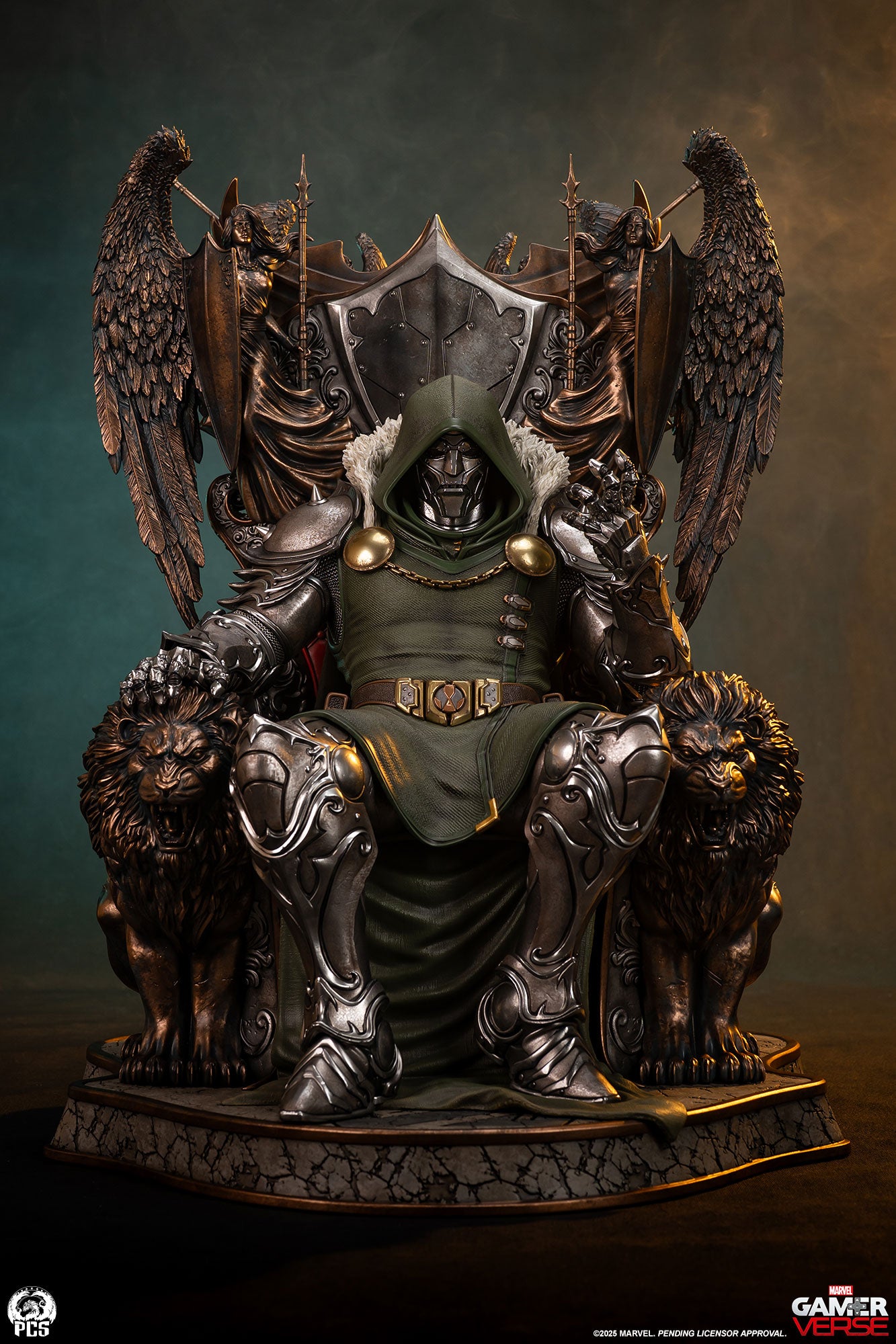 MGDOOM13DX PCS Dr. Doom 1/3 Scale Statue